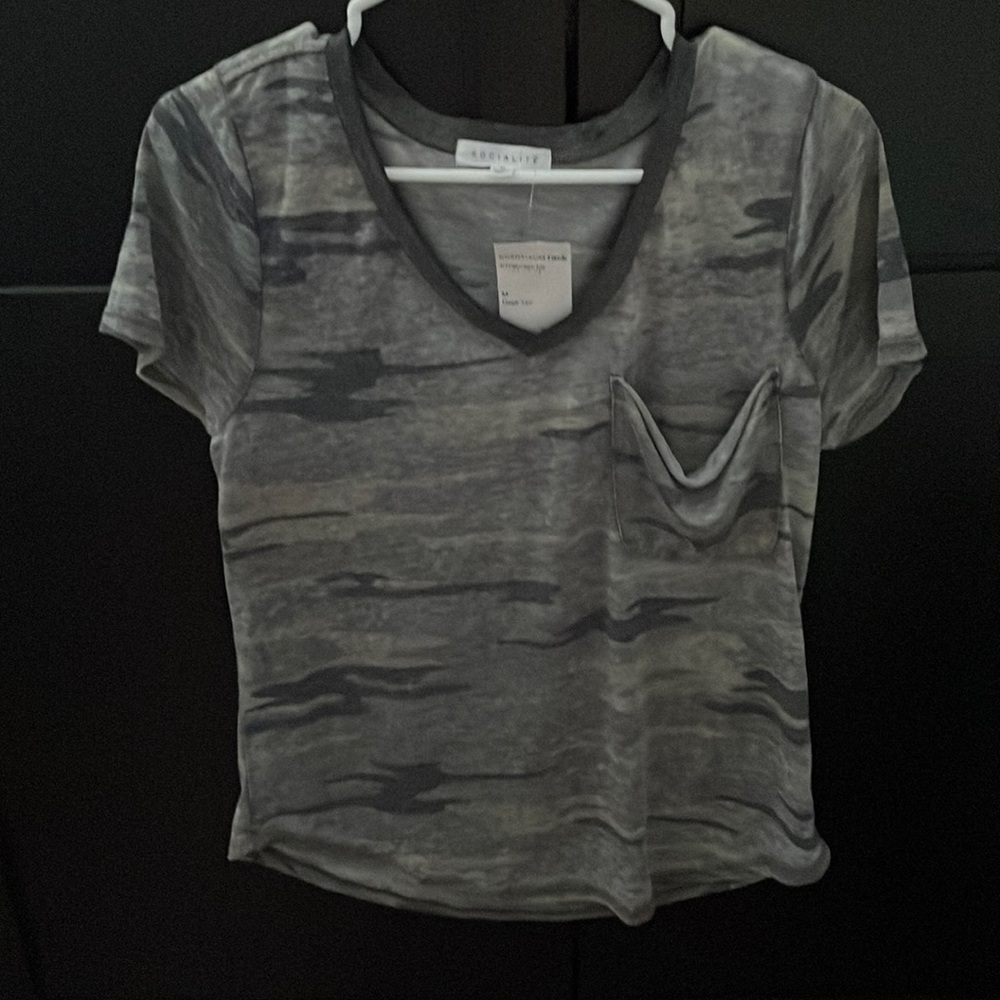 NEW w/tags Socialite brand t shirt. Camo pattern size medium.